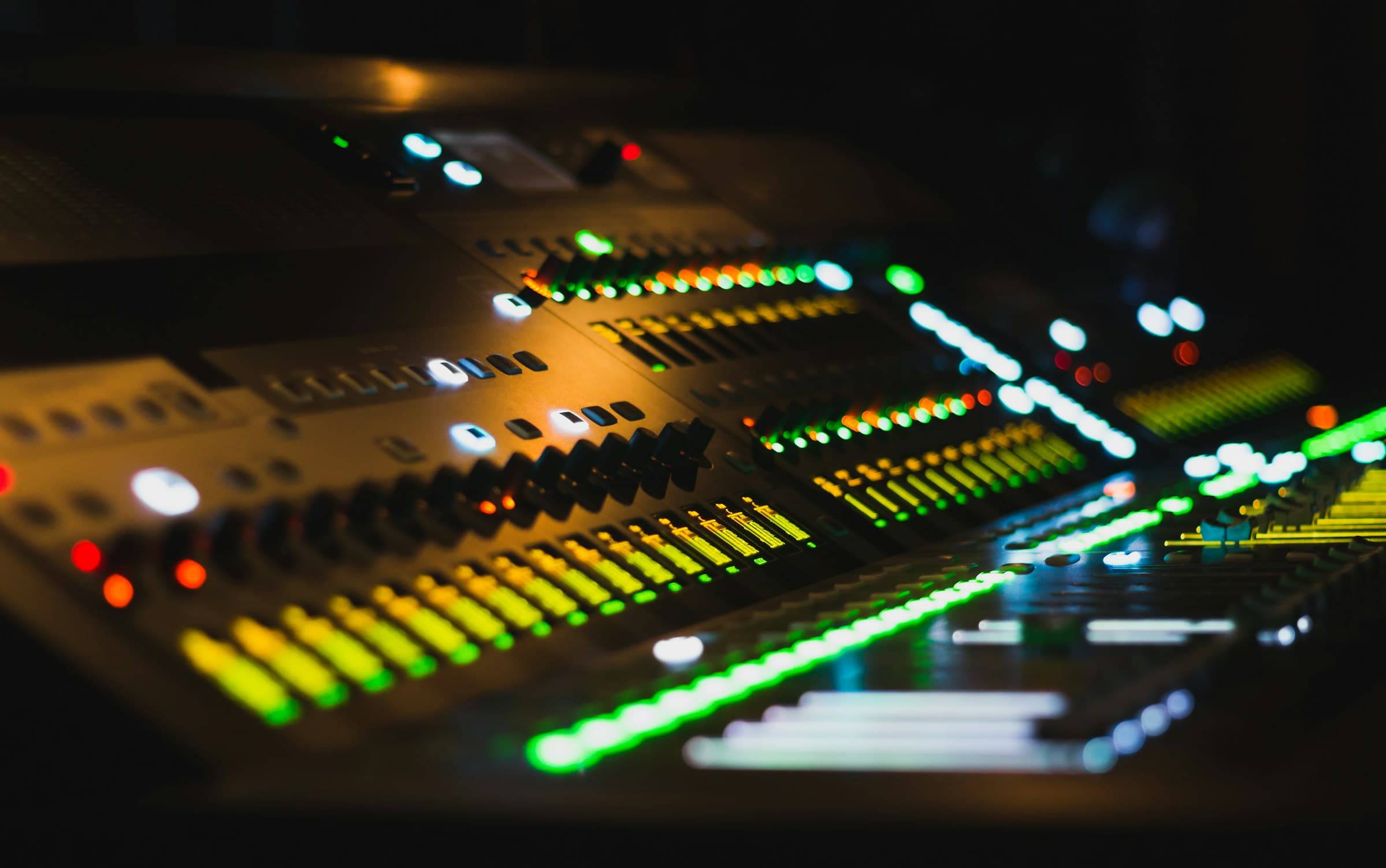 Studio mixing console